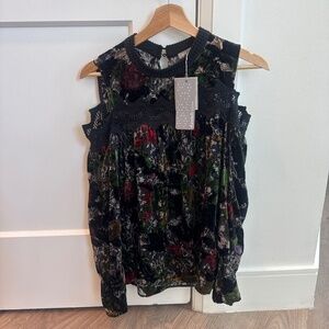 New anthropologie top with tags